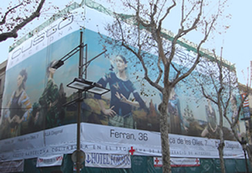 Lona publicitària de Custo Barcelona a Rambles, 44