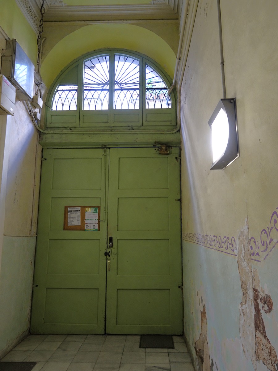 TRAC Rehabilitació - Noticia Rehabilitacio Edificis Restauració Del Vestíbul I Escala De Sant Pere Més Baix 44