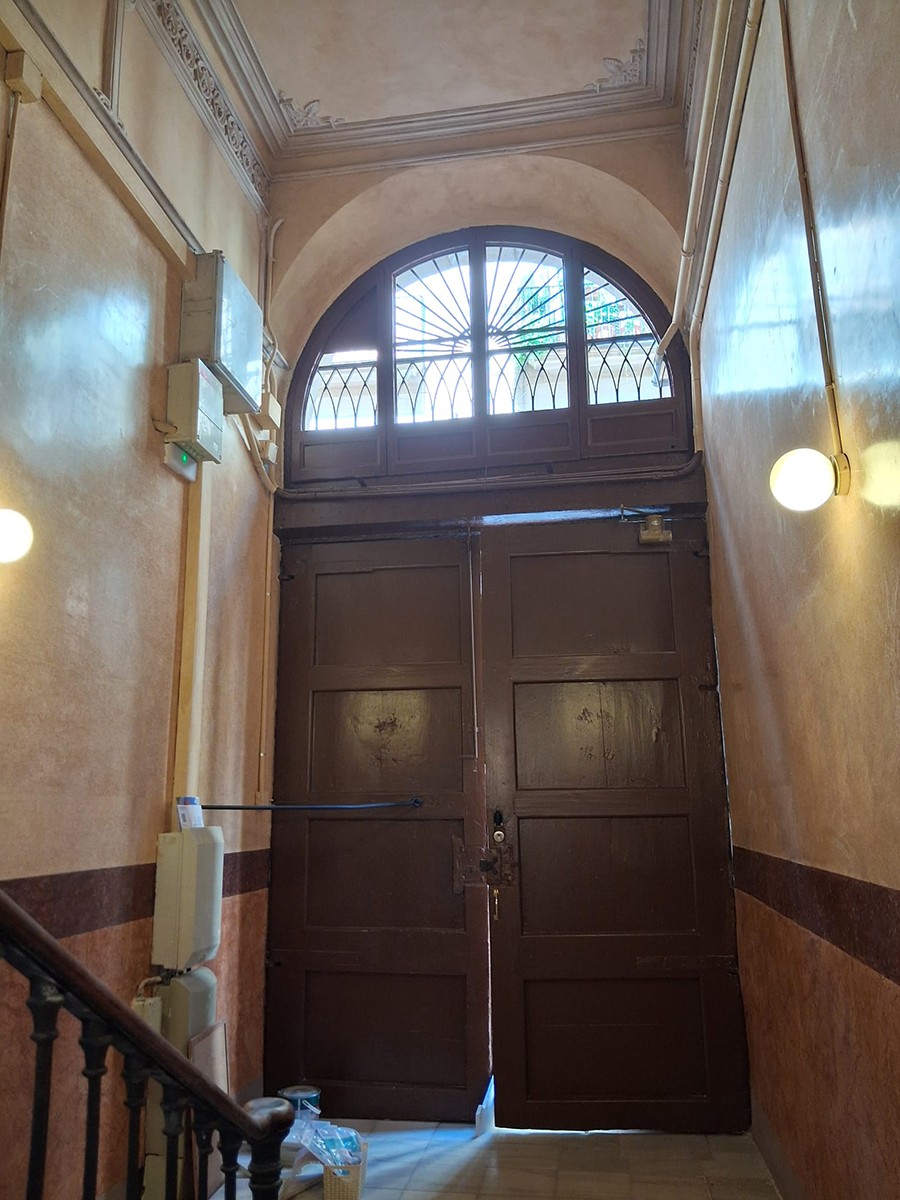 TRAC Rehabilitació - Noticia Rehabilitacio Edificis Restauració Del Vestíbul I Escala De Sant Pere Més Baix 44